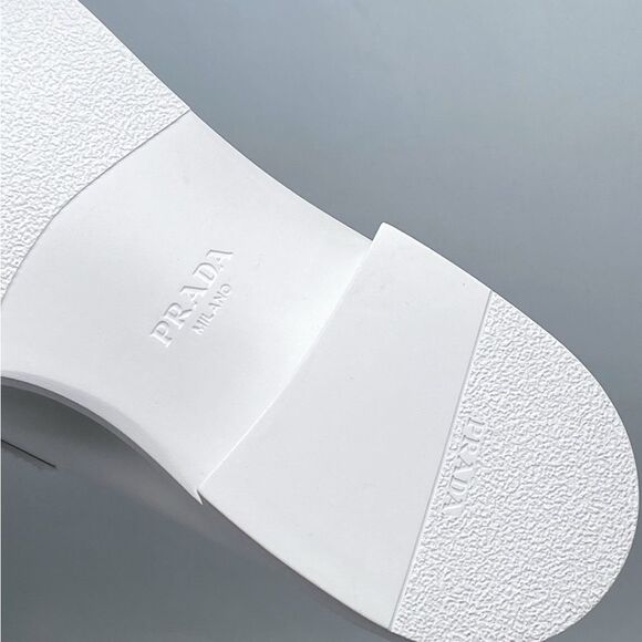 Prada Spazzolato Logo Platform Leather Loafers size 39.5 - Picture 14 of 14